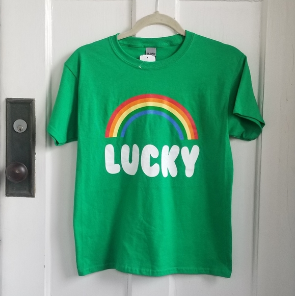 Gildan Tops - Rainbow Lucky Green Gildan Graphic Tshirt